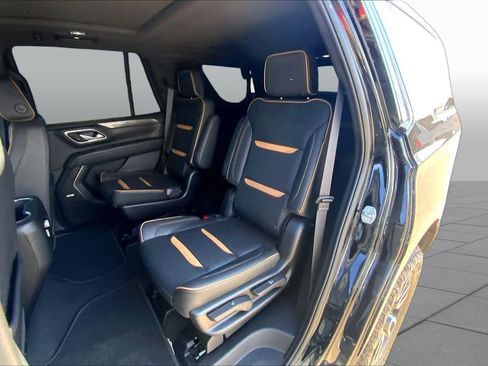 Used 2024 GMC Yukon AT4 w/ AT4 Premium Plus Package AWD/4WD image 21