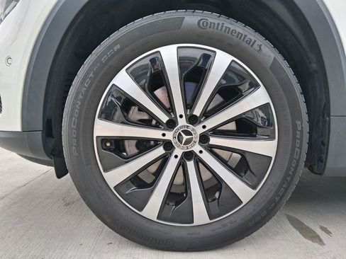 Certified 2022 Mercedes-Benz GLB 250 image 9