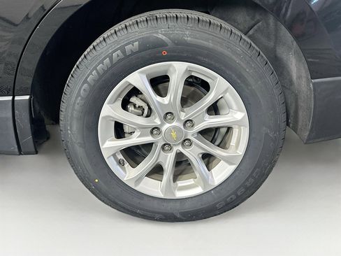 Used 2020 Chevrolet Equinox LS FWD image 11