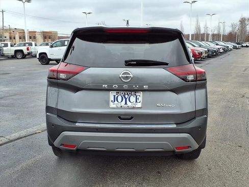 Used 2021 Nissan Rogue SV image 27