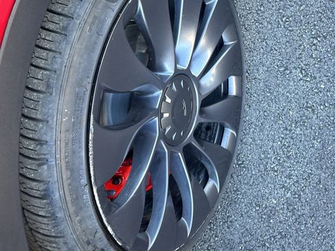 Used 2023 Tesla Model Y Performance image 20