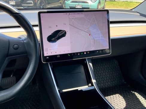 Used 2019 Tesla Model 3 Standard Range Plus RWD image 6
