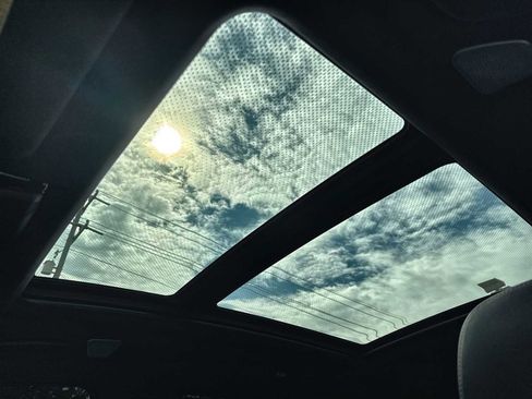 Used 2024 BMW ALPINA XB7 AWD/4WD image 28