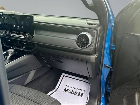 Used 2023 Chevrolet Colorado LT w/ LT Convenience Package RWD image 28
