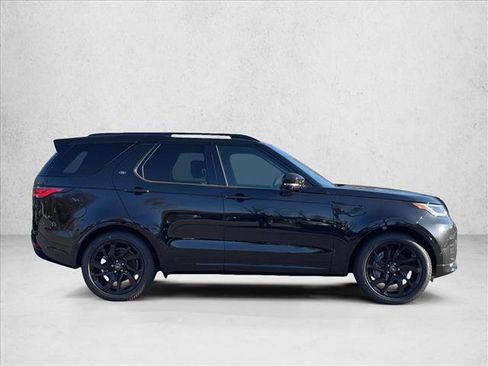 New 2025 Land Rover Discovery Dynamic SE AWD/4WD image 4