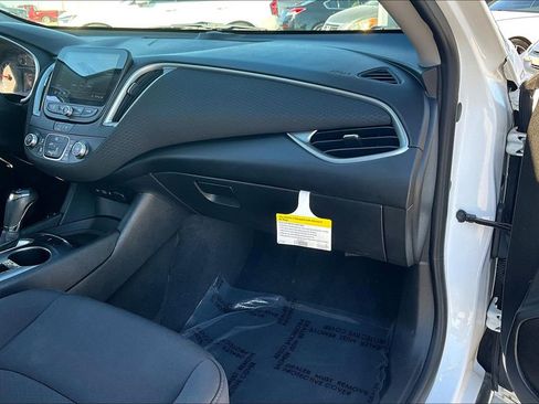 Used 2020 Chevrolet Malibu RS w/ LPO, Convenience Package 2 image 21