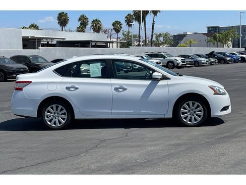 Used 2015 Nissan Sentra SV FWD image 8