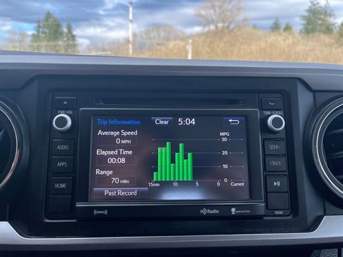 Used 2019 Toyota Tacoma SR5 image 21