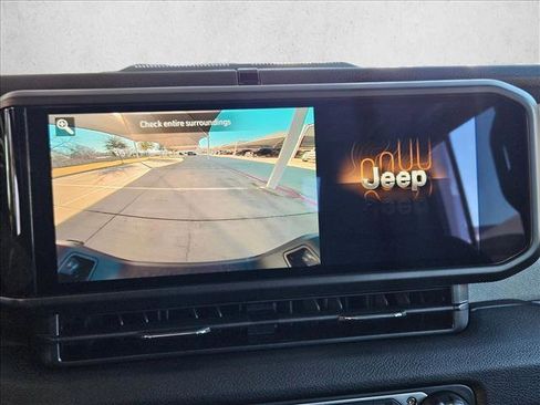 New 2026 Jeep Gladiator Sport image 13