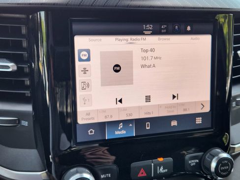 New 2026 RAM 1500 Express AWD/4WD image 16