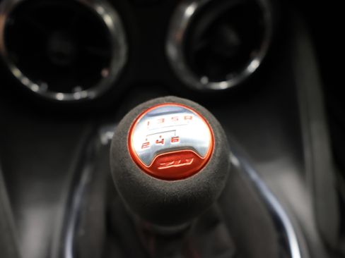 Used 2019 Chevrolet Camaro ZL1 RWD image 38