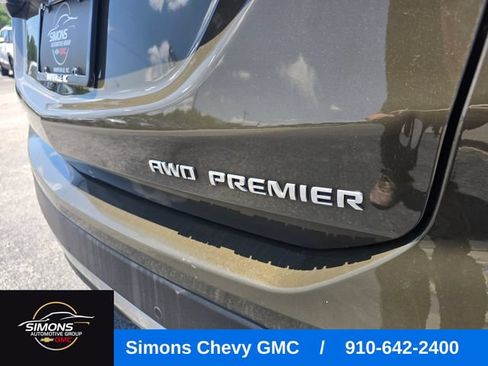 Used 2023 Chevrolet Equinox Premier AWD/4WD image 41