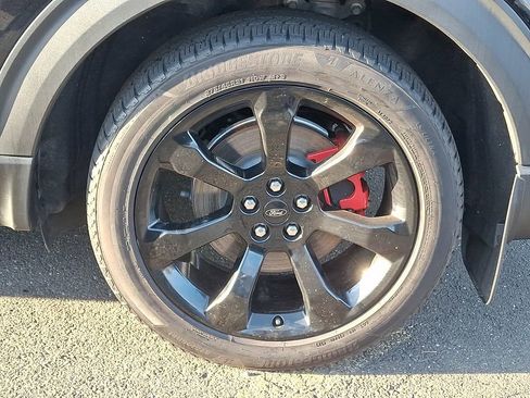 Used 2020 Ford Explorer ST w/ ST Street Pack image 7