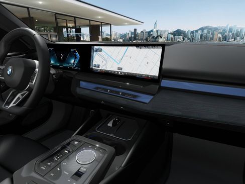 New 2027 BMW 550e xDrive image 14