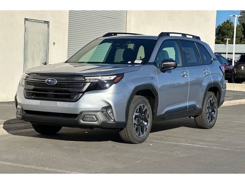 Used 2026 Subaru Forester Premium image 8