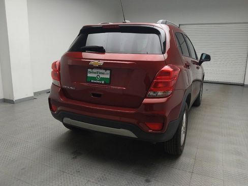 Used 2022 Chevrolet Trax LT w/ LT Convenience Package image 7