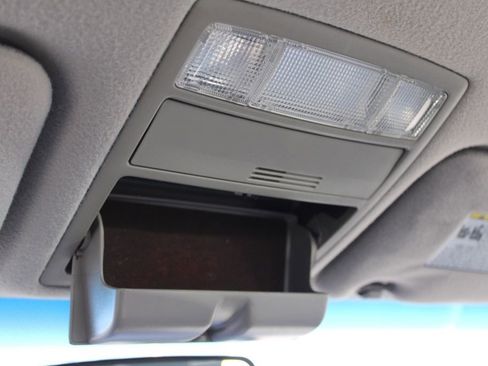 Used 2011 Toyota Camry LE image 36