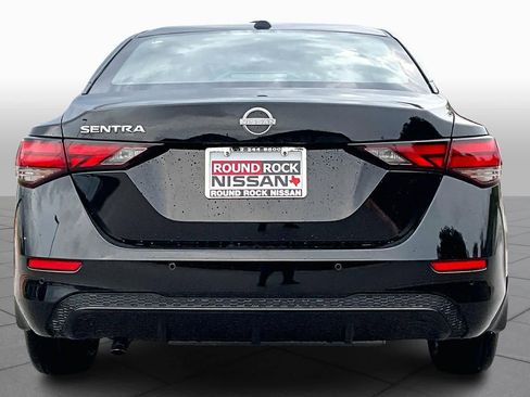New 2025 Nissan Sentra SV image 4
