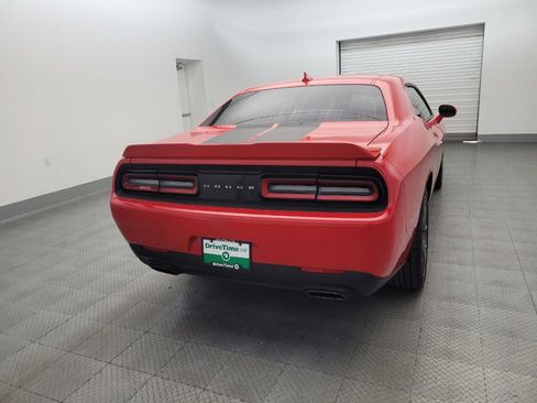 Used 2018 Dodge Challenger SXT Plus RWD image 7