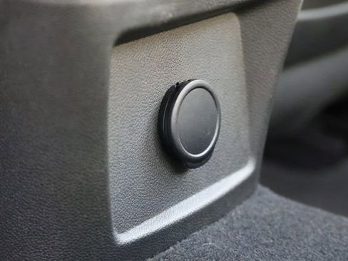 Used 2025 Cadillac CT4 Premium Luxury image 14