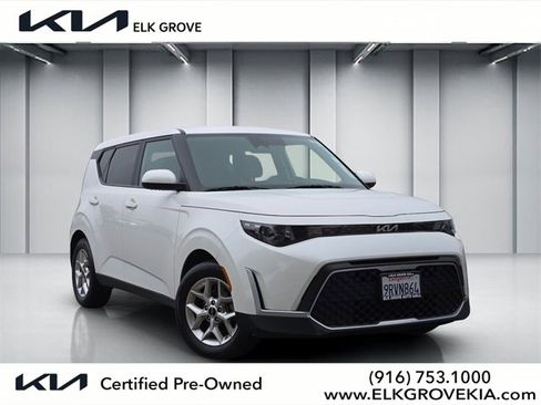 Certified 2023 Kia Soul LX w/ LX Technology Package image 1