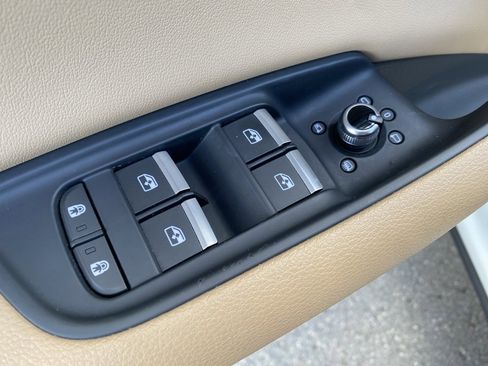 Used 2021 Audi Q7 2.0T Premium w/ Convenience Package image 13