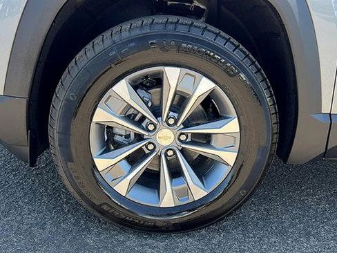 New 2026 Chevrolet Equinox LT w/ Convenience Package II image 10