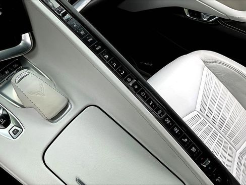 Used 2020 Chevrolet Corvette Stingray Preferred Cpe w/ 2LT Preferred Equipment Group image 21