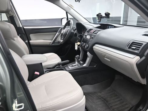 Used 2015 Subaru Forester 2.5i Limited AWD/4WD image 27