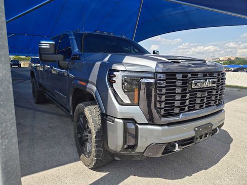 Certified 2024 GMC Sierra 2500 Denali Ultimate AWD/4WD image 2