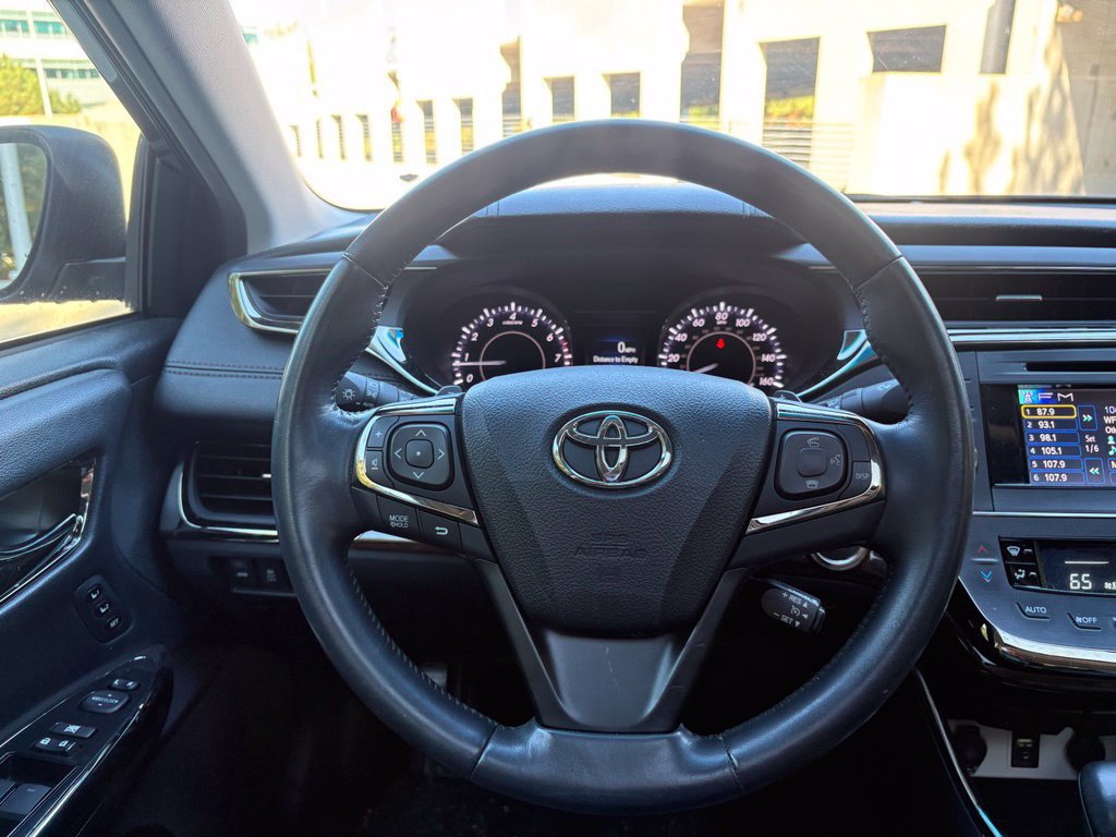 Used 2014 Toyota Avalon XLE Touring FWD image 8