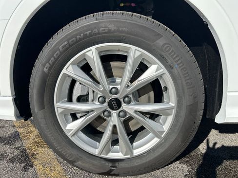 New 2025 Audi Q3 2.0T Premium image 16