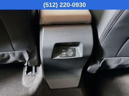 Certified 2025 Subaru Crosstrek 2.5i Sport w/ Crosstrek Mirror Package image 31