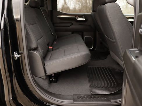 Used 2023 Chevrolet Silverado 1500 LT image 26