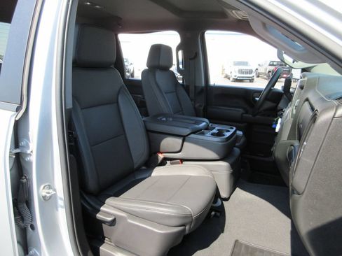Certified 2021 GMC Sierra 3500 4x4 Crew Cab w/ Gooseneck/5TH Wheel Package image 23