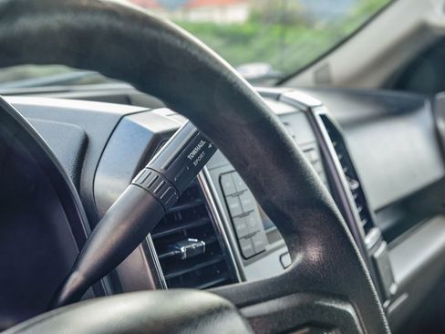 Used 2017 Ford F150 XLT image 23