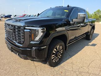 Used 2024 GMC Sierra 3500 Denali Ultimate AWD/4WD video 1