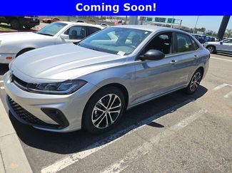 Used 2025 Volkswagen Jetta Sport FWD video 1