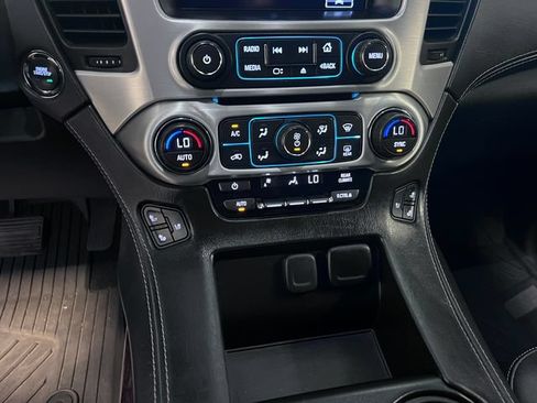 Used 2017 GMC Yukon SLT w/ Open Road Package RWD image 26