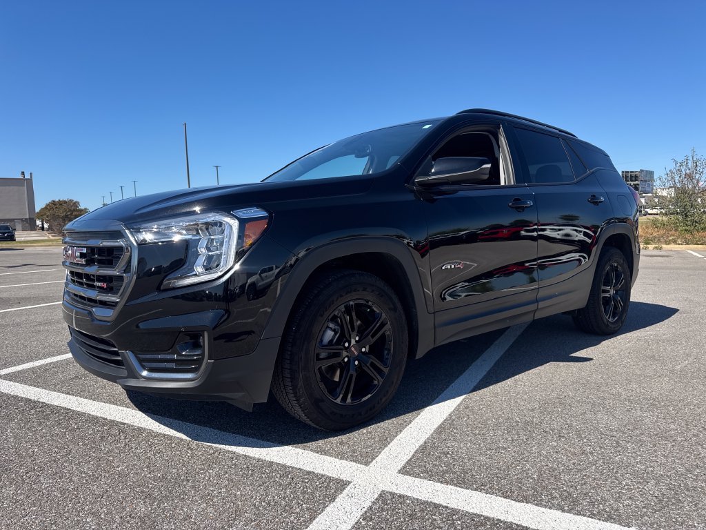 Used 2022 GMC Terrain AT4 w/ LPO, Floor Liner Package AWD/4WD image 2