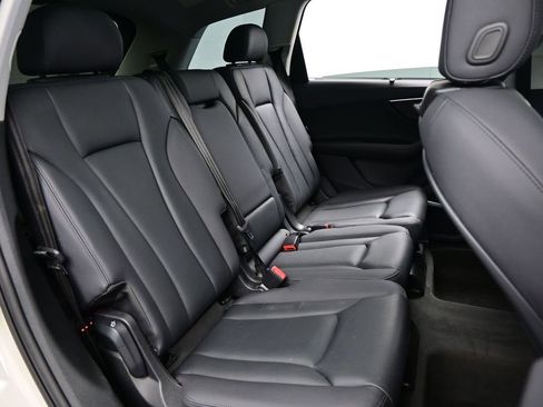 Used 2023 Audi Q7 3.0T Prestige w/ Prestige Package image 33