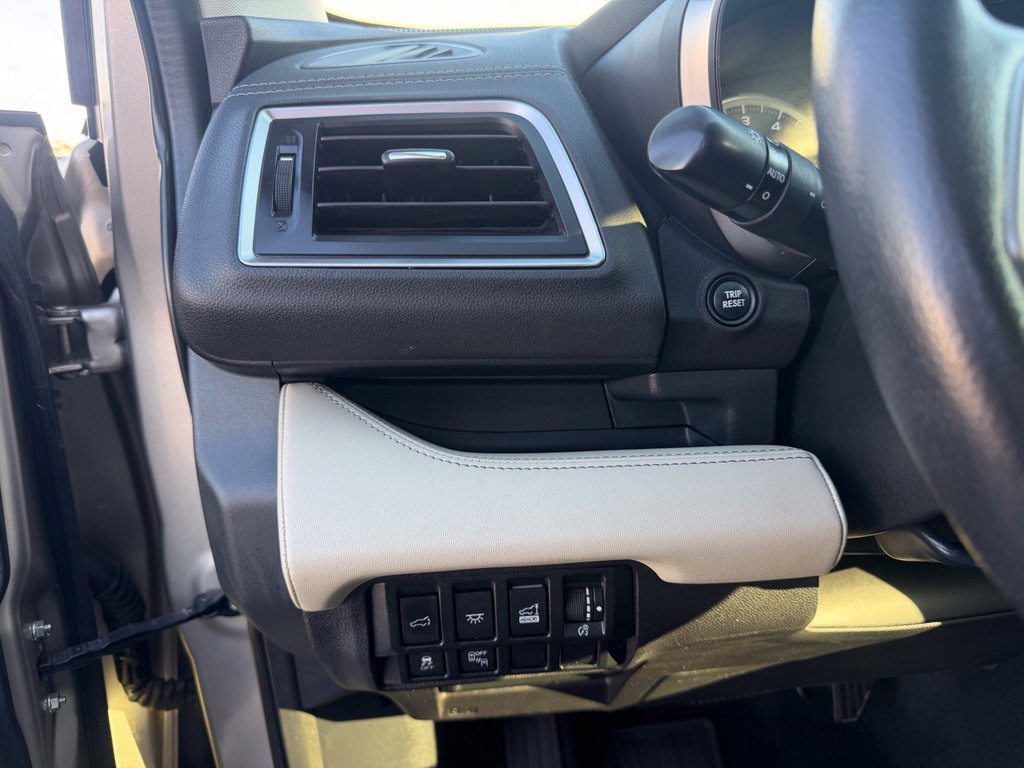 Used 2020 Subaru Ascent Limited w/ Technology Package AWD/4WD image 26
