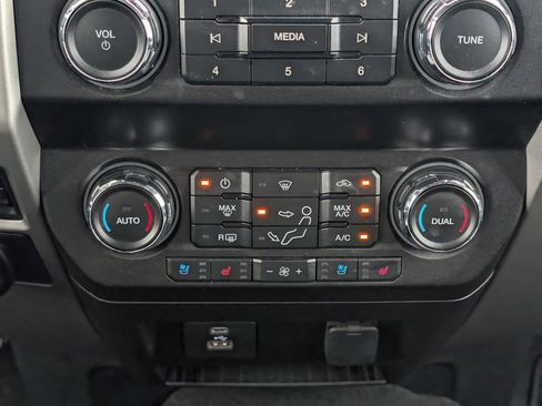 Certified 2021 Ford F350 Lariat w/ Lariat Ultimate Package AWD/4WD image 15