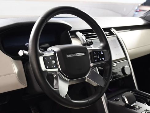 Used 2023 Land Rover Discovery S R-Dynamic AWD/4WD image 13