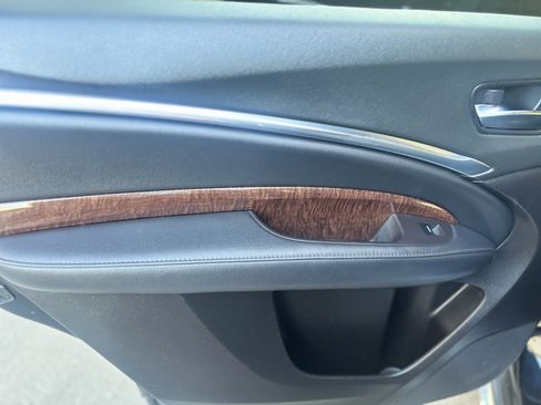 Used 2020 Acura MDX SH-AWD image 15