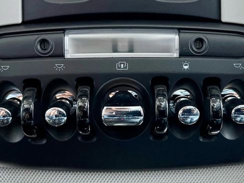 Used 2019 MINI Cooper Countryman S w/ Signature Upholstery Package image 58