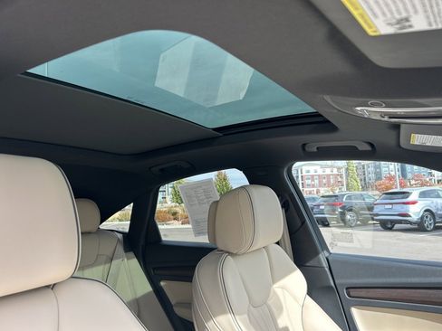 Certified 2025 Audi Q5 2.0T Premium image 33