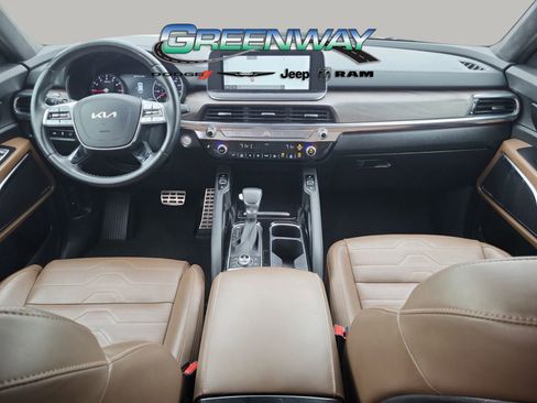 Used 2022 Kia Telluride SX w/ SX Prestige Package image 12
