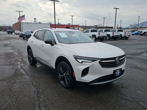 Used 2023 Buick Envision Essence w/ Sport Touring Package image 10