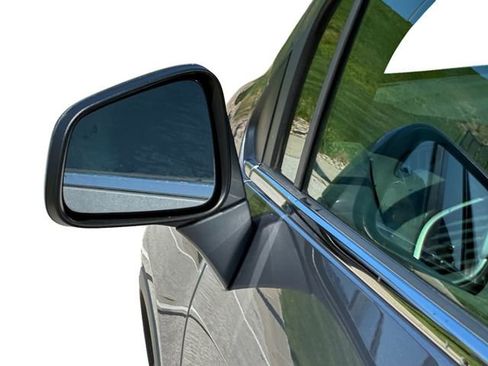 Used 2020 Chevrolet Trax LT w/ Driver Confidence Package FWD image 10